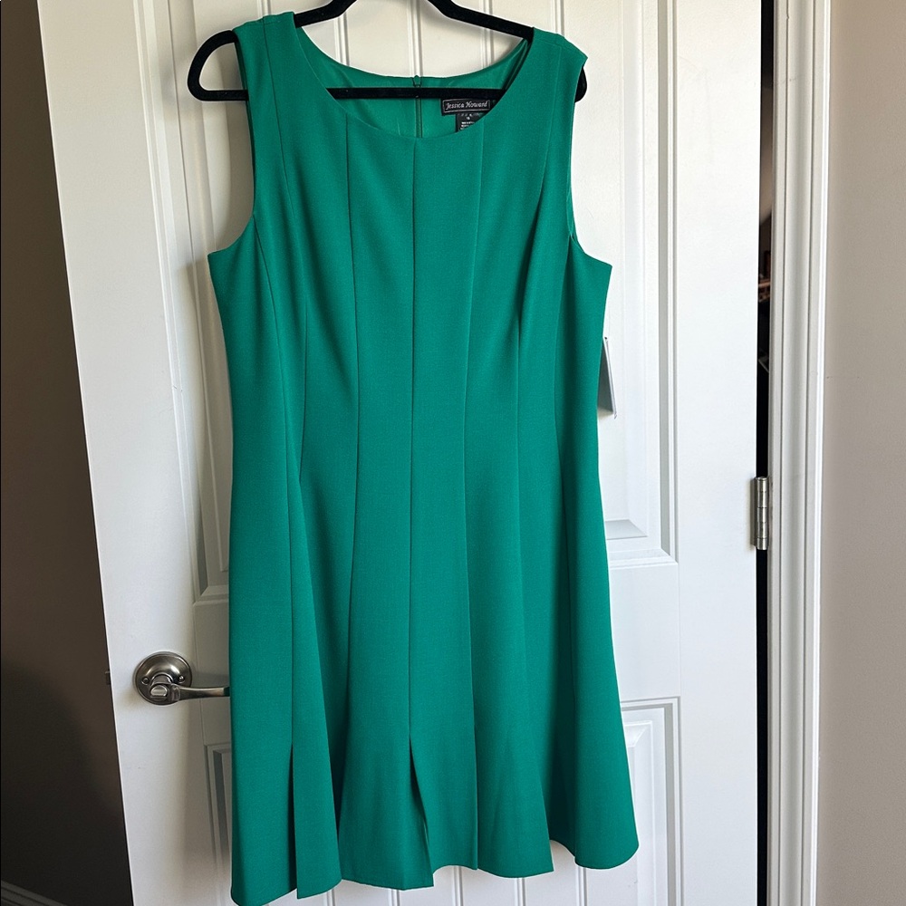 Jessica Howard Emerald Green Dress